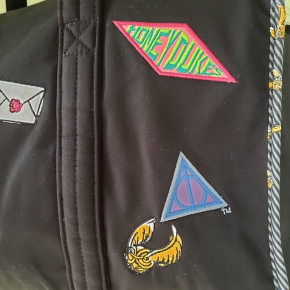 VERA BRADLEY HARRY POTTER LARGE TRAVEL DUFFEL BAG:NWT FRIENDS AT HOGWARTS - Picture 7 of 16